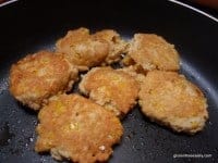 gluten free, dairy free, salmon cakes, quick and easy, pantry meals, salmon, chipotle, fish cakes, patties