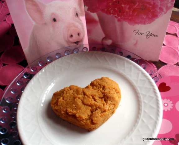 sweet potato biscuits, sweet potato rolls, gluten free, dairy free, egg free, vegan, refined sugar free, bread