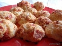 Pizza Bombs ... Chebe-Style Pizza Rolls