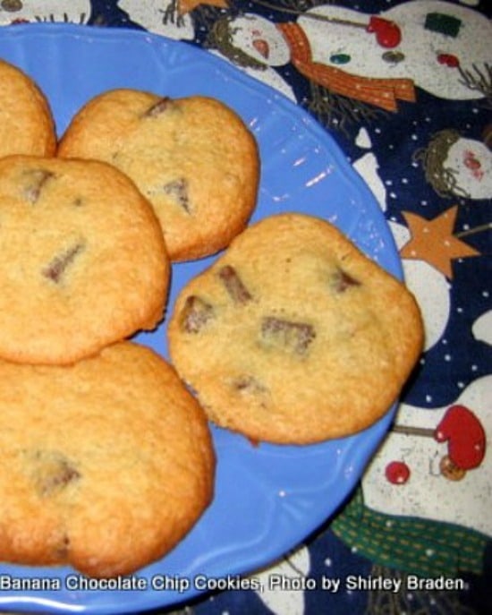 Don't be misled by this less than stellar photo. These gluten-free Banana Chocolate Chip Cookies are awesome. Especially hot out of the oven. [from GlutenFreeEasily.com] (photo)