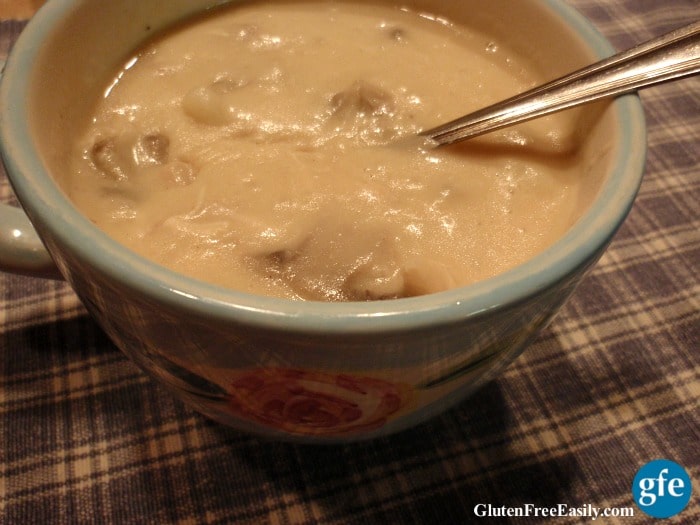 Not much beats a mug of this gluten-free Baked Potato Soup on a cold day! And with the help of your microwave, you can be enjoying it in just a few minutes! [from GlutenFreeEasily.com] (photo)