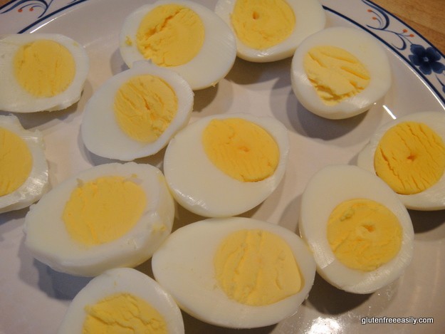 It's really easy to make totally delicious deviled eggs with Mom's Deviled Eggs recipe and they're naturally gluten free, dairy free, and more free! [from GlutenFreeEasily.com] (photo)