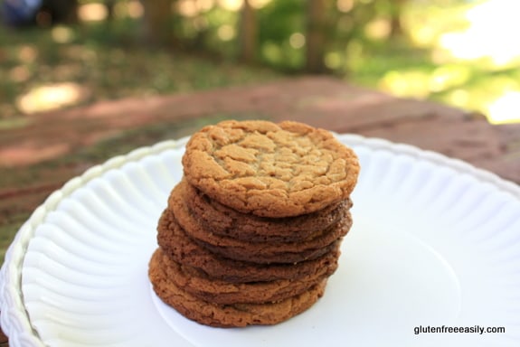 Flourless Almond Peanut Butter Cookies. Naturally gluten free and wonderfully amazing! [from GlutenFreeEasily.com] (photo)