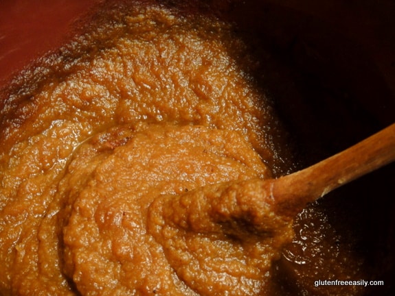 This pumpkin butter is naturally gluten free and dairy free, and refined sugar free when made with honey (or maple syrup or similar)--and amazingly good! [from GlutenFreeEasily.com] (photo)