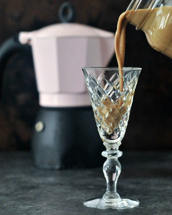 Homemade Irish Cream from Spabettie. Gluten free and vegan. [featured on GlutenFreeEasily.com]