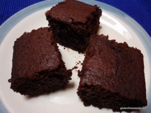 Simple and Good Chocolate Cake Recipe (Egg Free, Vegan)