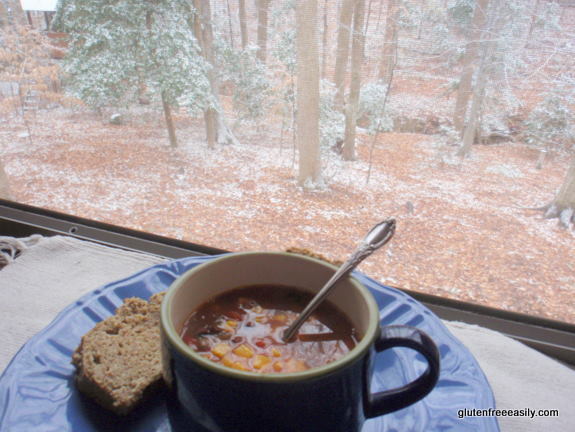 bread, gluten free, dairy free, grain free, sugar free, soup, black beans, corn, quick and easy, pantry