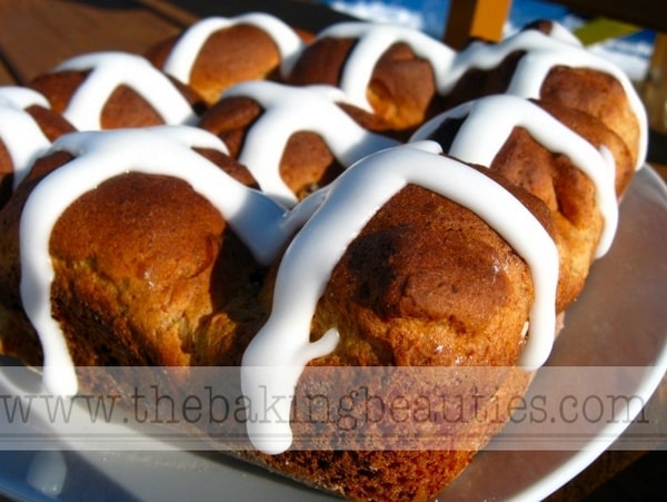 Do you put raisins in your Hot Cross Buns? These beautiful gluten-free buns include raisins.