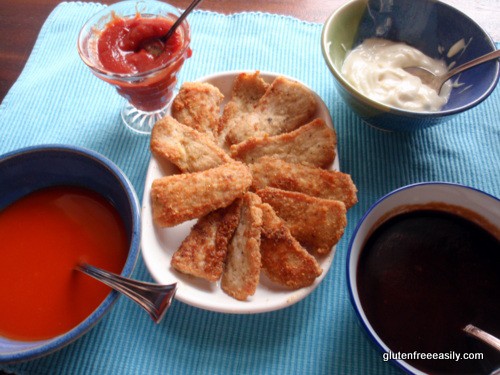 Paleo Pork Chips with Dipping Sauces. A quick, easy, and super tasty meal. Fun, too, because we're talking finger foods and you get to choose your favorite dipping sauces. (photo)