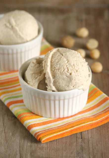 Vanilla Macadamia Ice Cream from Daily Bites