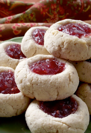 Scandinavian Thumbprint Cookies from The Spunky Coconut