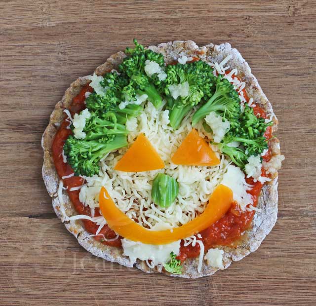Grain-Free, Mini Vegetarian Pizzas (with Faces) from Jeanette's Healthy Living
