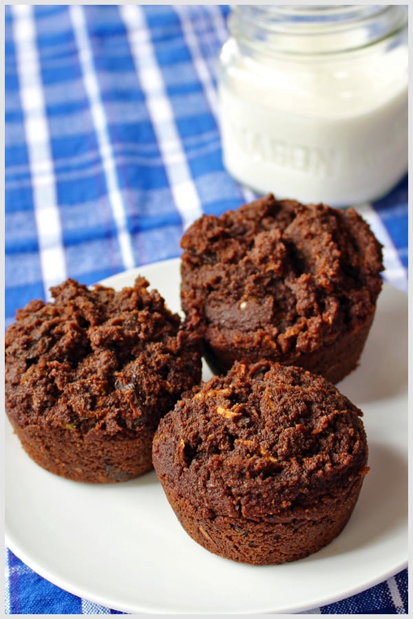 Chocolate Chocolate Chunk Zucchini Muffins Tia's Kitchen