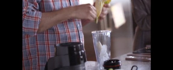 Vitamix S30 Tritan to Go Cup Being Used Guy