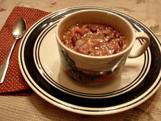 Sweet Potato Bacon Chili. This Sweet Potato Bacon Chili is classic chili made better by the yin and yang of some sweet and some heat, with bites of beloved smoky bacon throughout. Gluten free, dairy free. [from GlutenFreeEasily.com]