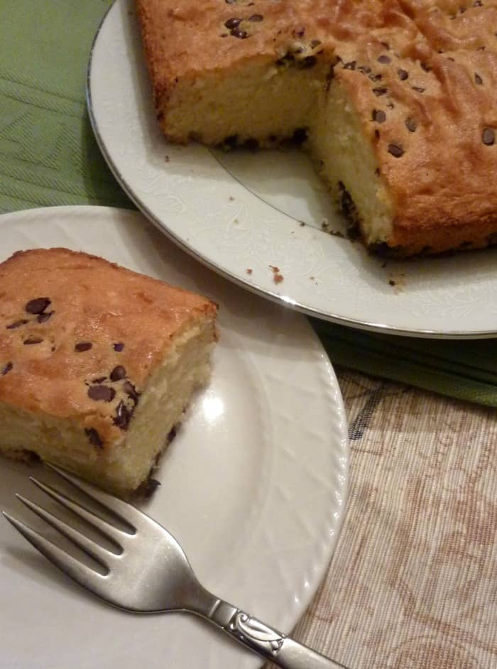 Gluten-Free Plain Good Vanilla Pound Cake Slice and Cake. [from GlutenFreeEasily.com]