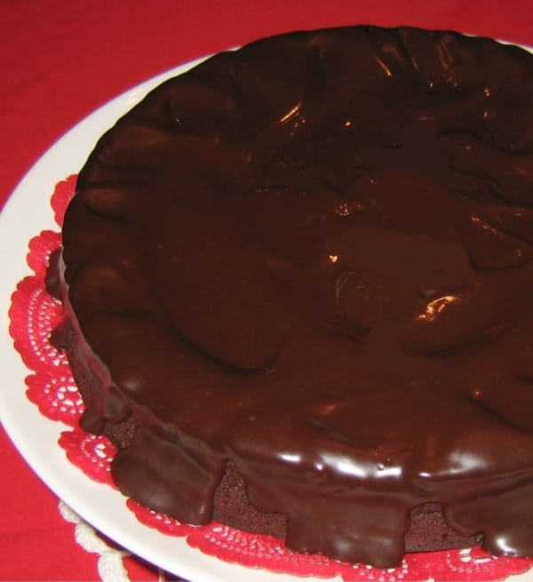 Flourless Chocolate Cake. Naturally gluten free; no special ingredients needed. One of 25 gluten-free chocolate cakes on glutenfreeeasily.com.