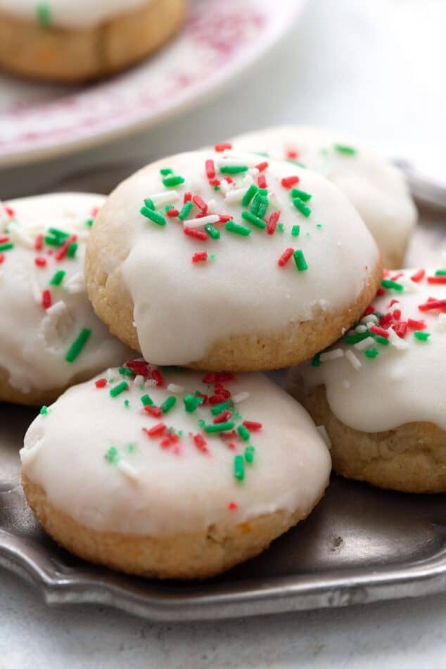 Gluten-Free Keto Ricotta Cookies. One of 30 more gluten-free Christmas cookies you'll want to make right now.