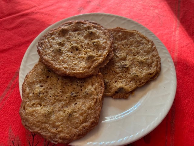 Gluten-Free Tiger Nut Flour Brown Sugar Chocolate Chip Cookies. These cookies are grain-free, chewy, and just heavenly!